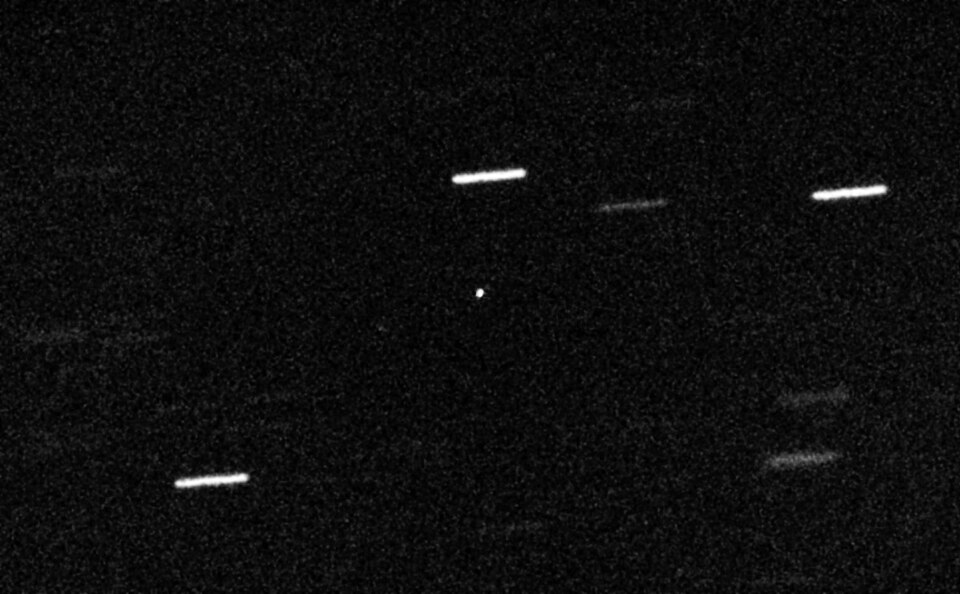 1I/ʻOumuamua as shown here imaged with the 4.2 meter William Herschel Telescope on the Canary Islands is seen as a point of light in the centre of the…