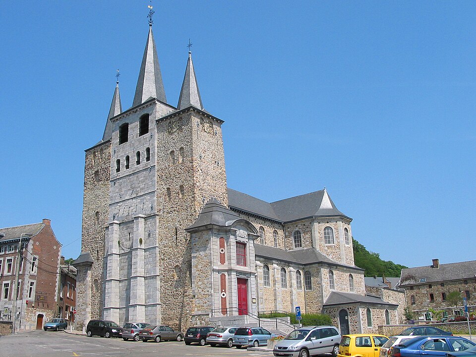Amay (Belgium), the St. Paul and St. Ode Collegiate church (1089).