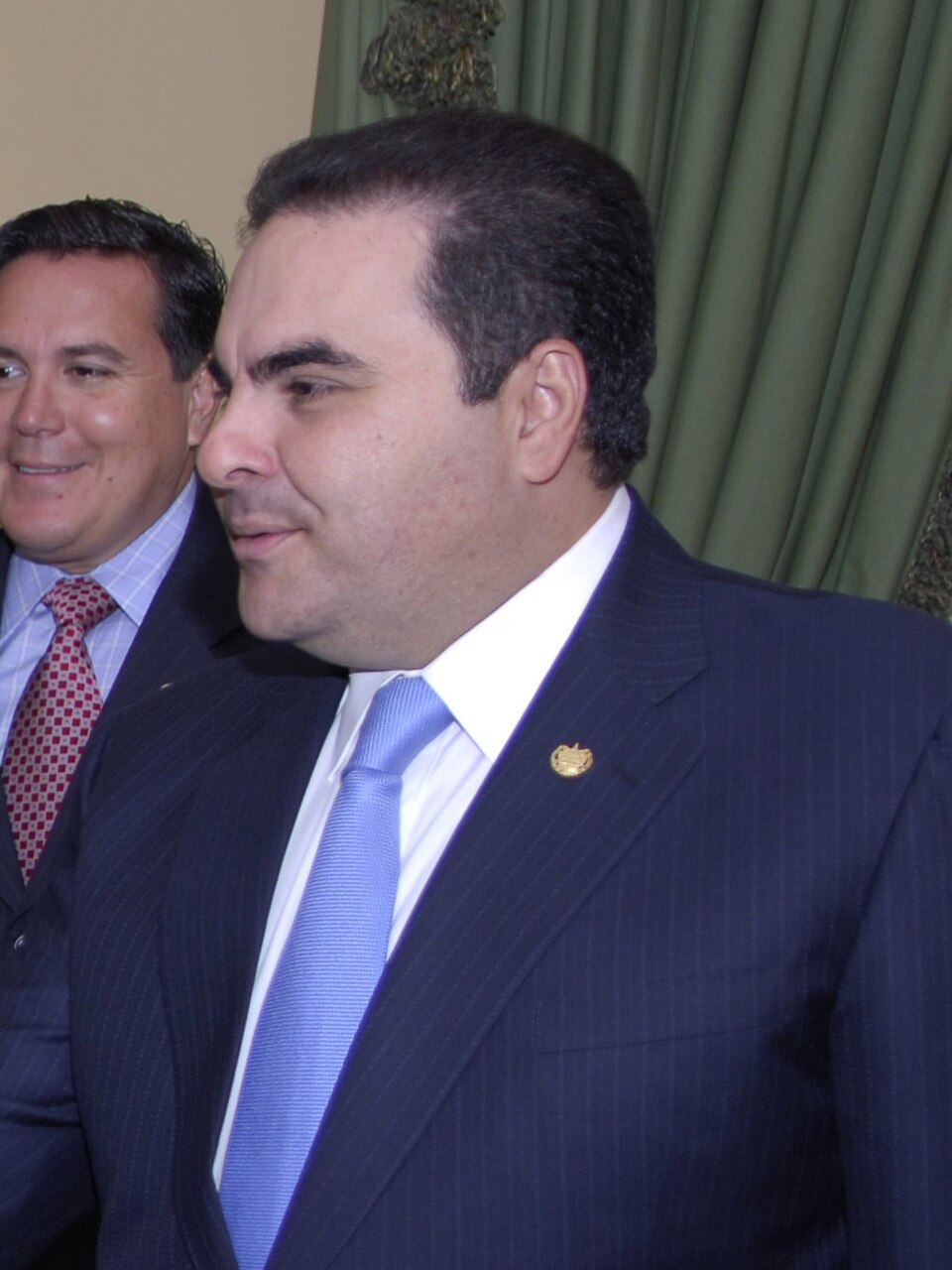Secretary of Defense Robert M. Gates (left) meets with President of El Salvador Antonio Elias Saca (right) in El Salvador on Oct. 2, 2007. Gates is in El…