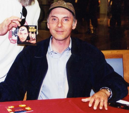 Dan Castellaneta at a signing in 2002