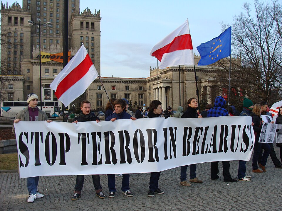 Dzień Solidarności z Białorusią. Wśród uczestników byli stypendyści Programu Stypendialnego im. Konstantego Kalinowskiego, aktywiści "Europejskiej…