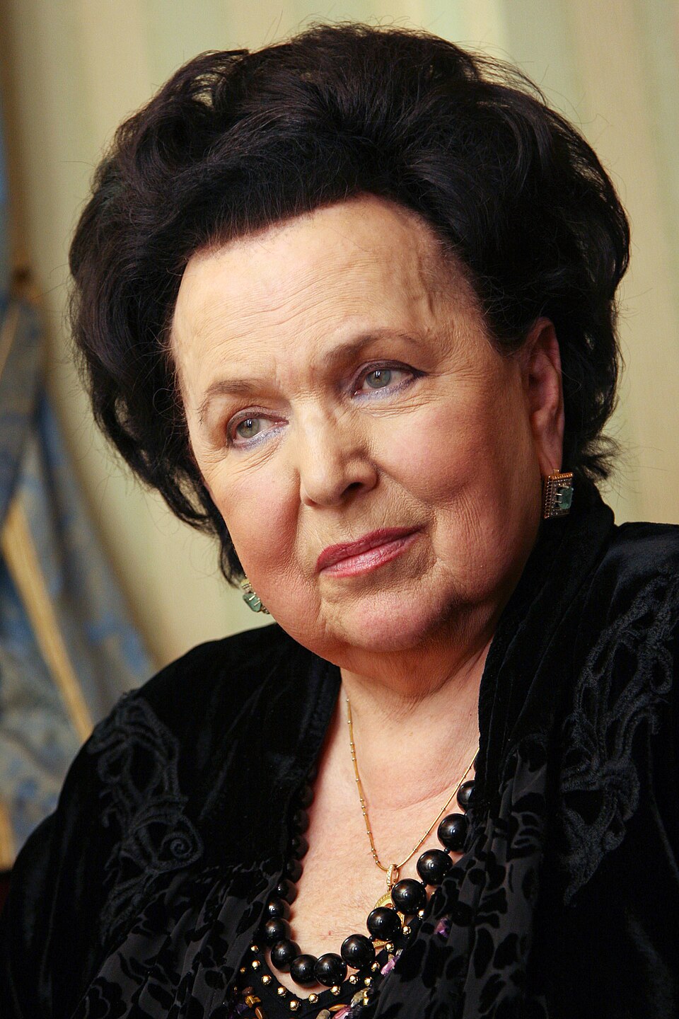 w:en:Galina Vishnevskaya / w:ru:Галина Вишневская