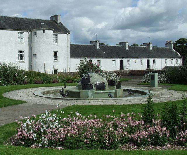 Globe fountain and Shuttle Row, near to Blantyre, South Lanarkshire, Great Britain. Shuttle Row is the birthplace of David Livingstone. See also<a href="…