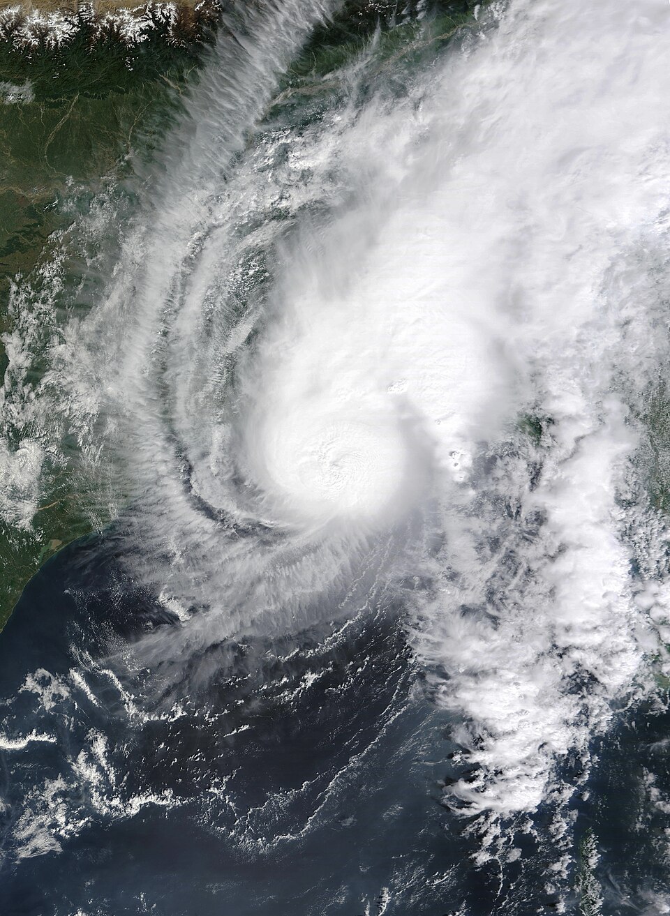Very Severe Cyclonic Storm Hamoon approaching Bangladesh on 24 October 2023