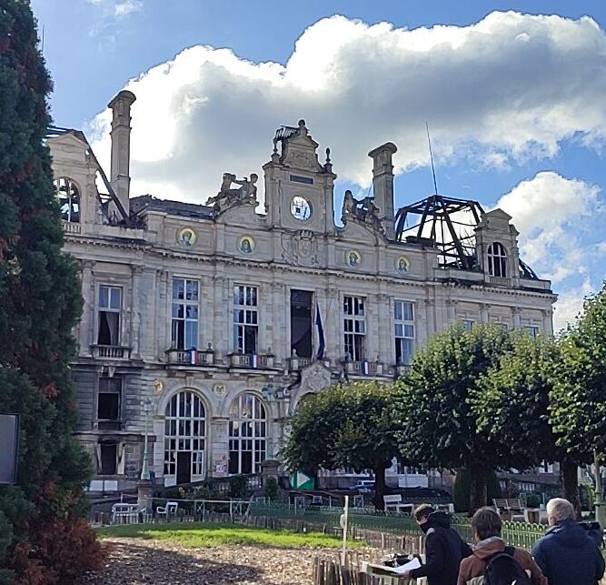 Hôtel de Ville the day after the fire