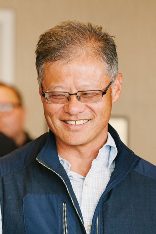 Jerry Yang speaks to Village Global founders (Cropped)