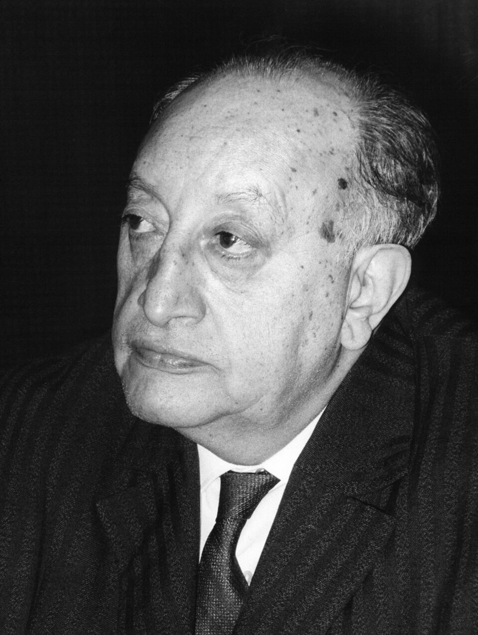 Miguel Angel Asturias, Nobel Prize of Litterature 1967, at the UNESCO's studios. 8/2/1968