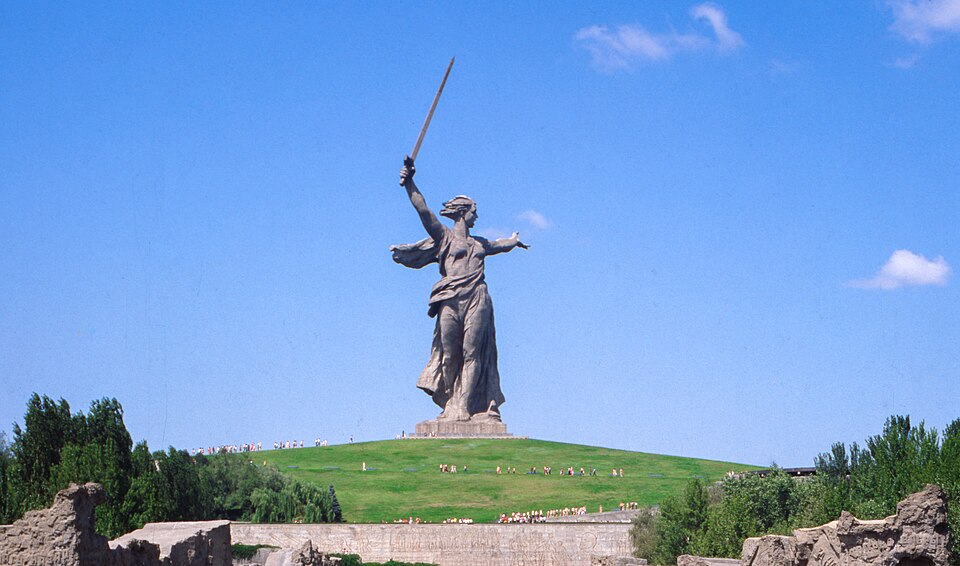Mamaev Kurgan with the monument "The Motherland Calls" Volgograd, 1984 Мамаев курган с монументом "Родина-мать зовёт!", Волгоград, 1984 год