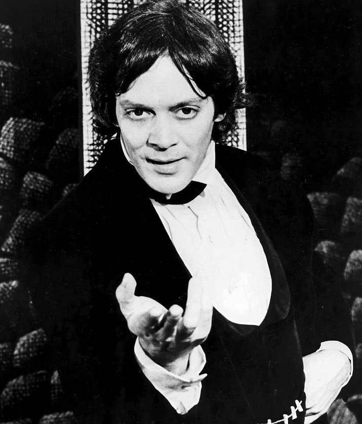 Publicity photo of Raul Julia