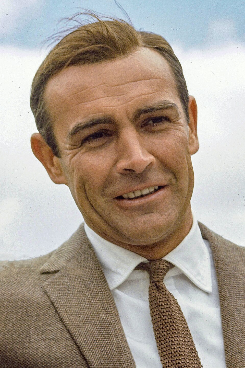 Extended crop (2:3) crop of a photo of Tania Mallet with Sean Connery. This photo contains light retouches where scratches and hairs were removed within…