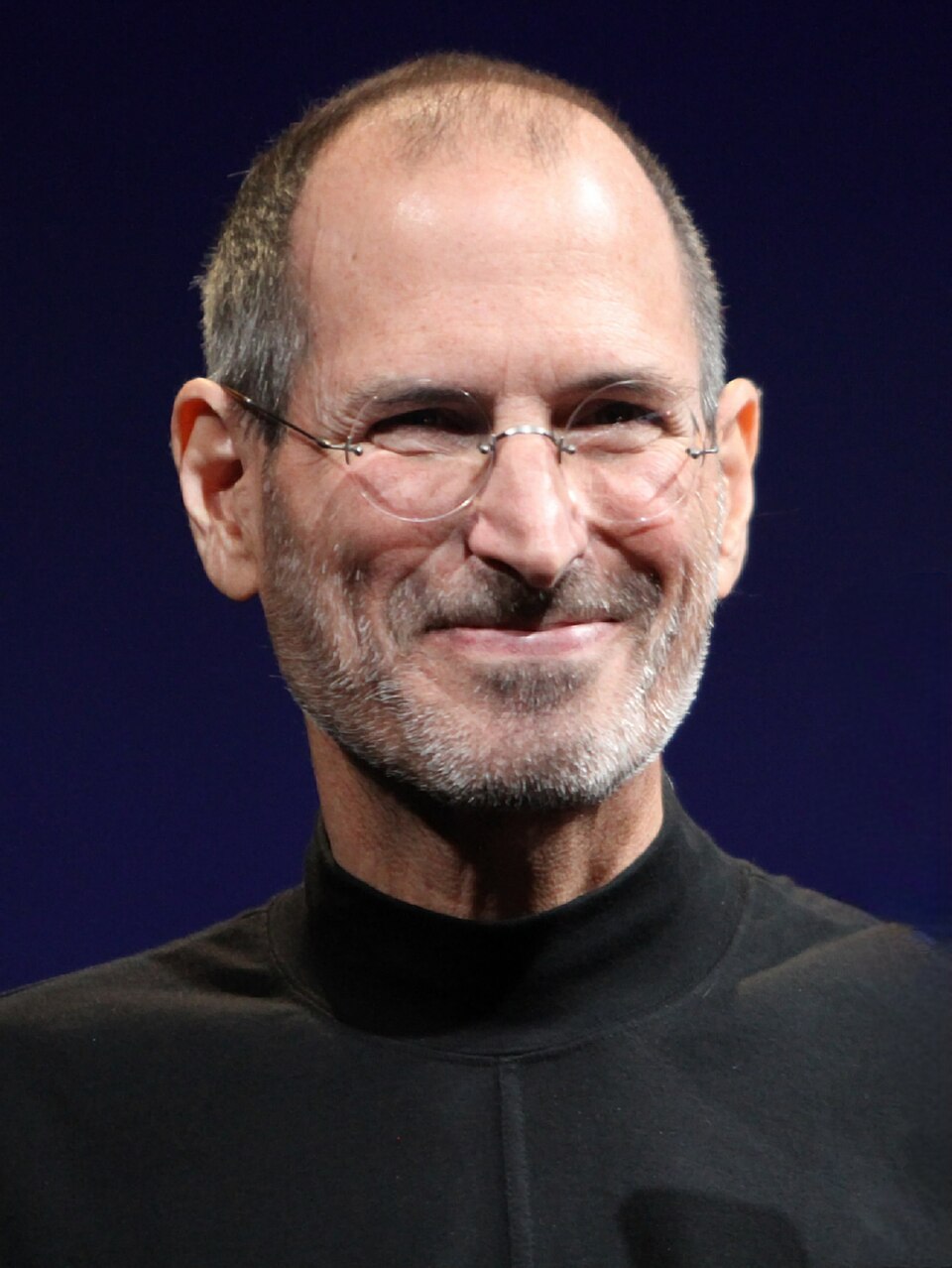 Steve Jobs shows off iPhone 4 at the 2010 Worldwide Developers Conference