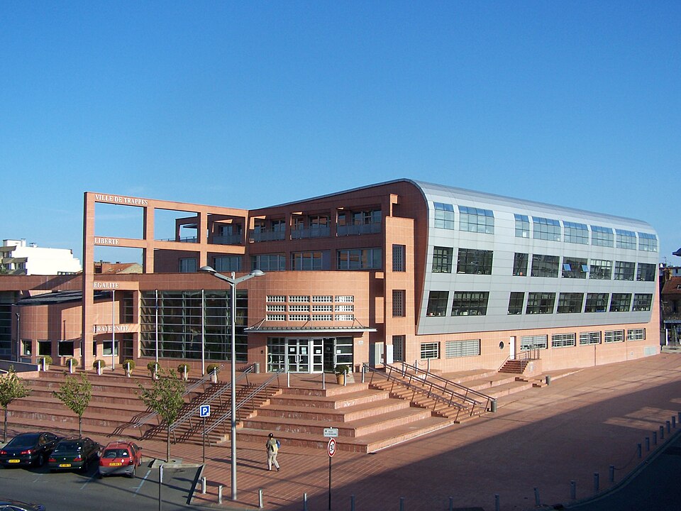 Mairie de Trappes ( Yvelines , France )